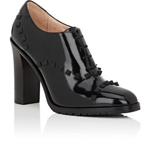 VALENTINO GARAVINO BLACK BOOTIES WITH ROCKSTUDS 😍